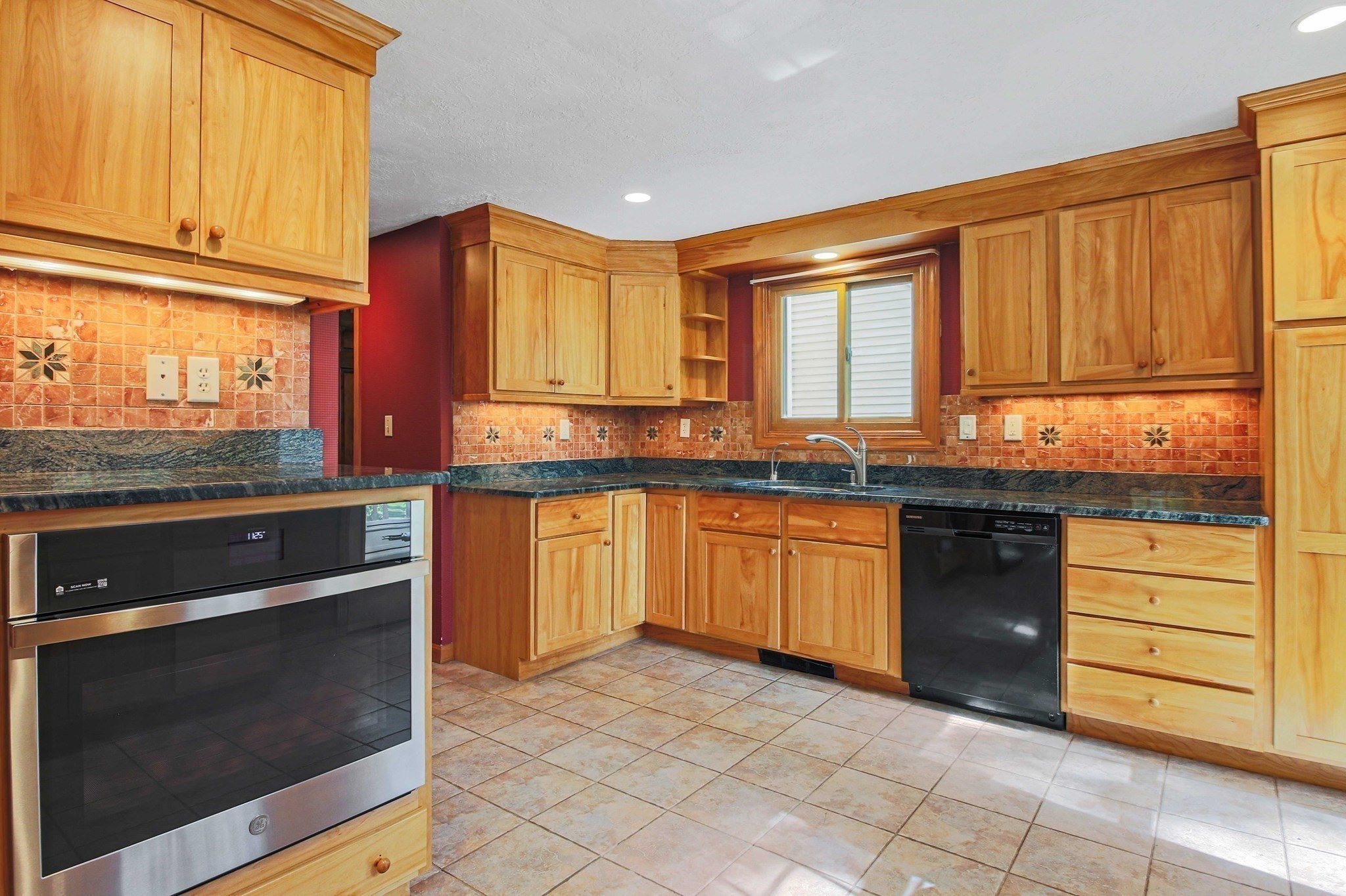 10 Karen Ave, Shrewsbury, MA 01545 - Image 6