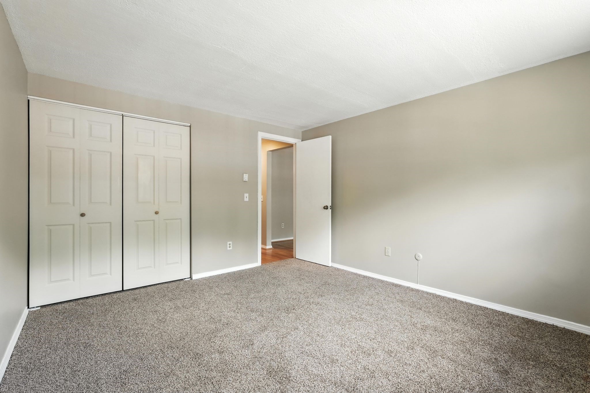 holyoke - #73409019