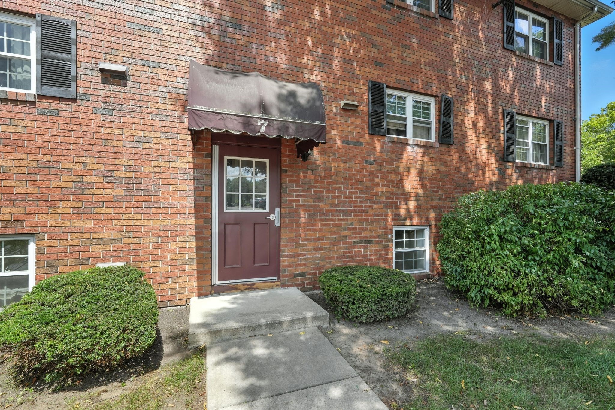 holyoke - #73409019