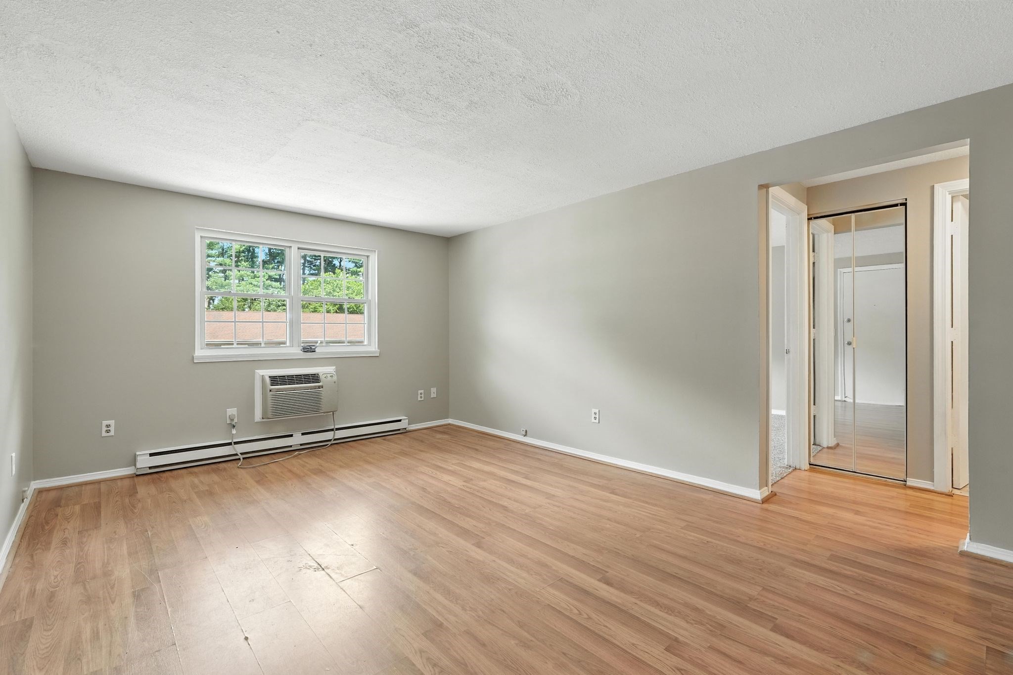 holyoke - #73409019