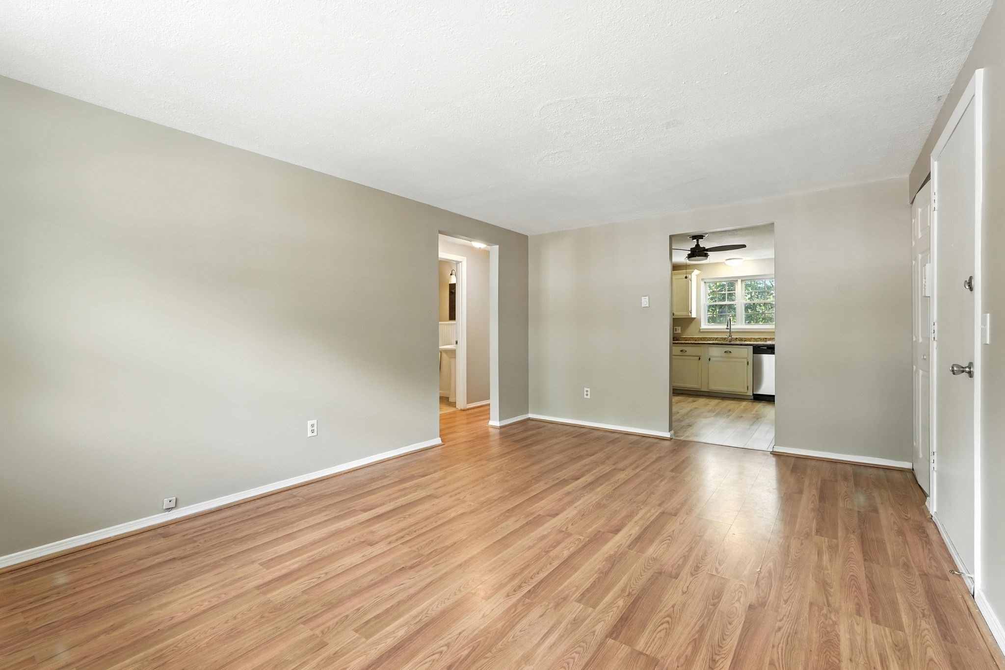 holyoke - #73409019