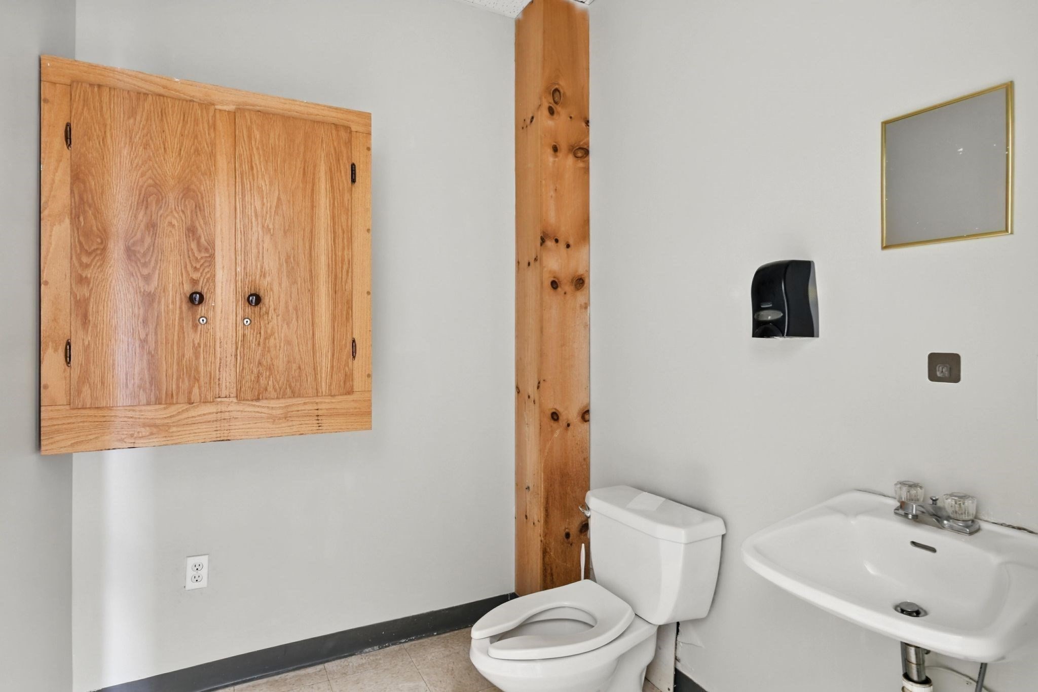 6 Open Square Way, Holyoke, MA 01040 - Image 19