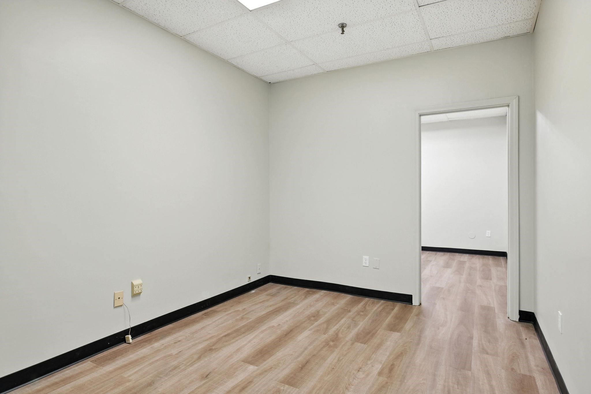 6 Open Square Way, Holyoke, MA 01040 - Image 5