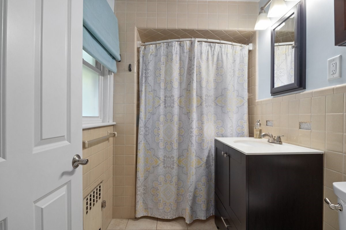 west-roxbury - #73409053