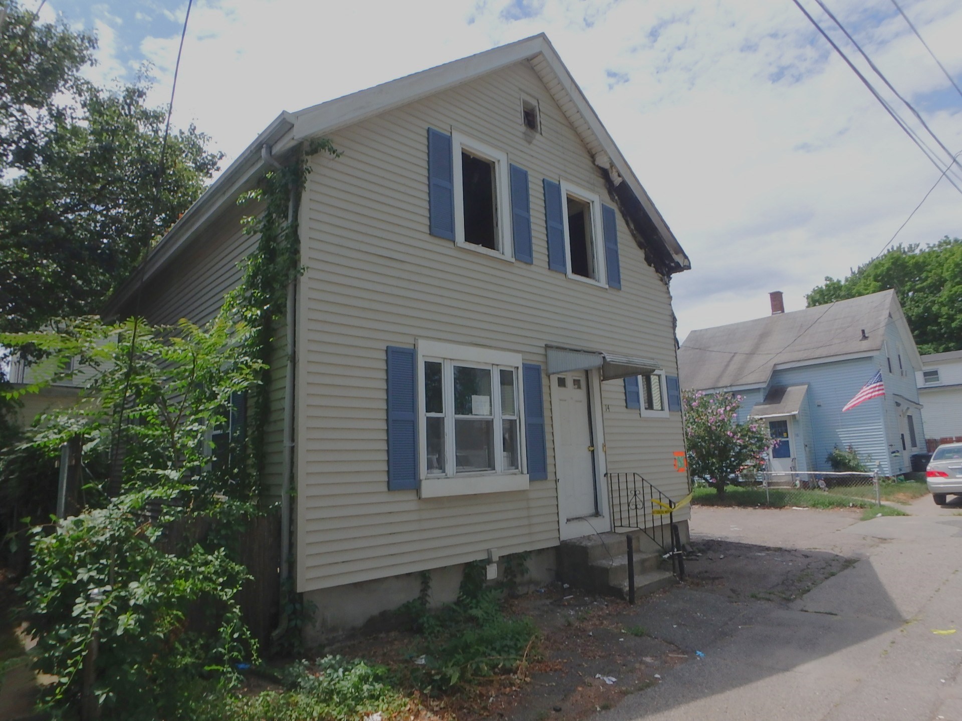 14 Martin Ct, Pawtucket, RI 02860 - Image 1