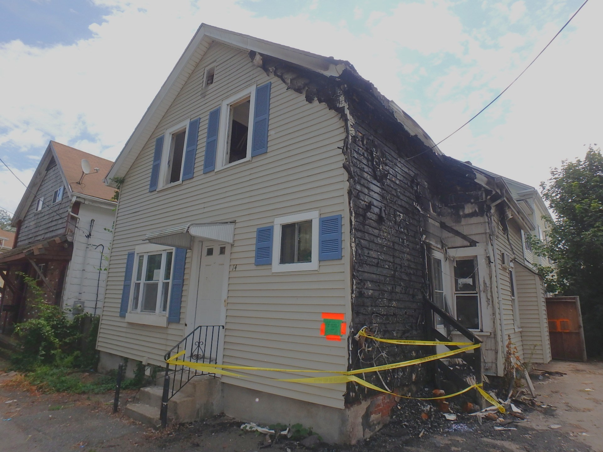 14 Martin Ct, Pawtucket, RI 02860 - Image 2