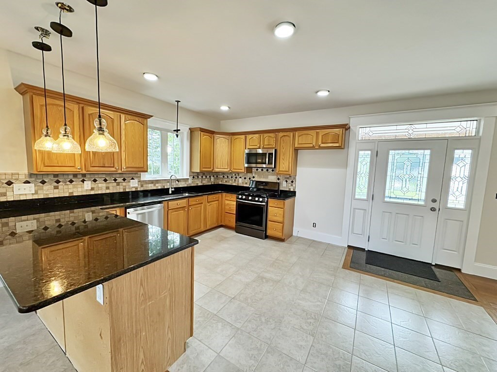 8 Dulcies Point Rd, Kingston, NH 03848 - Image 7