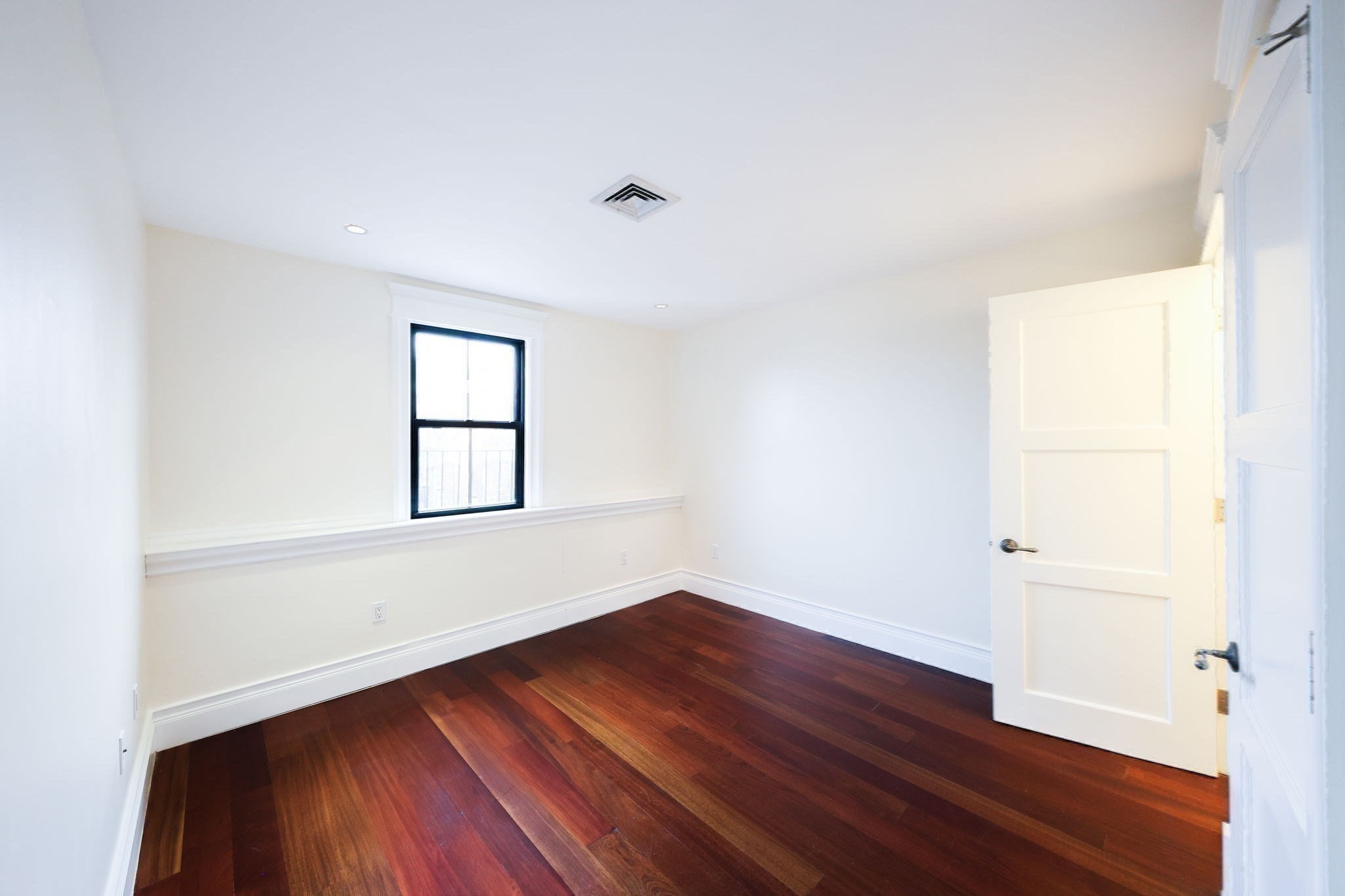 south-end - #73409603