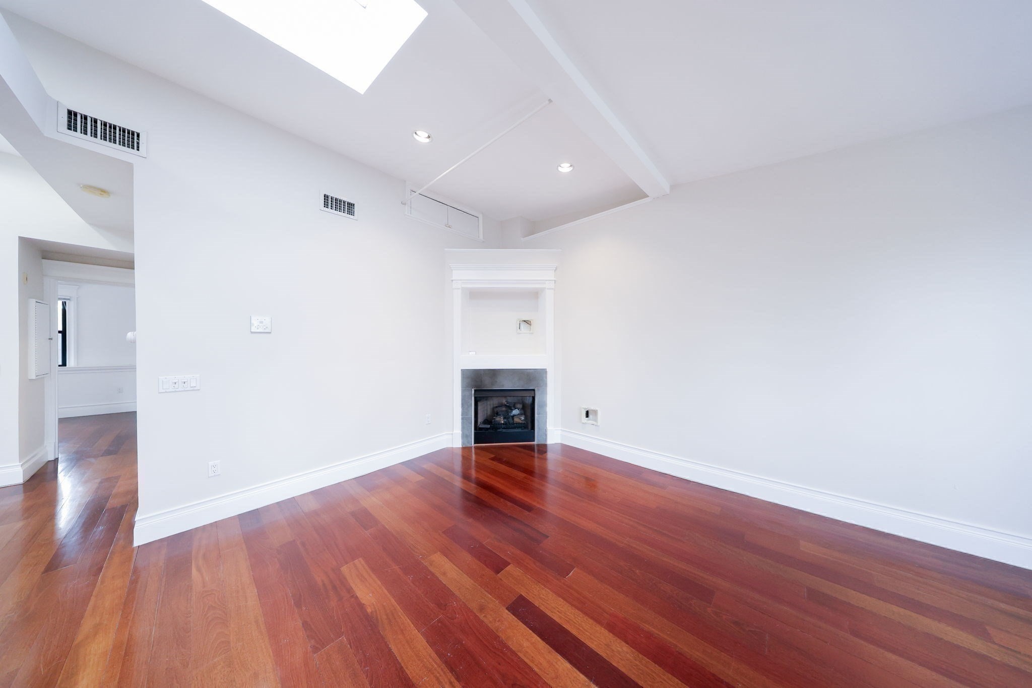 south-end - #73409603