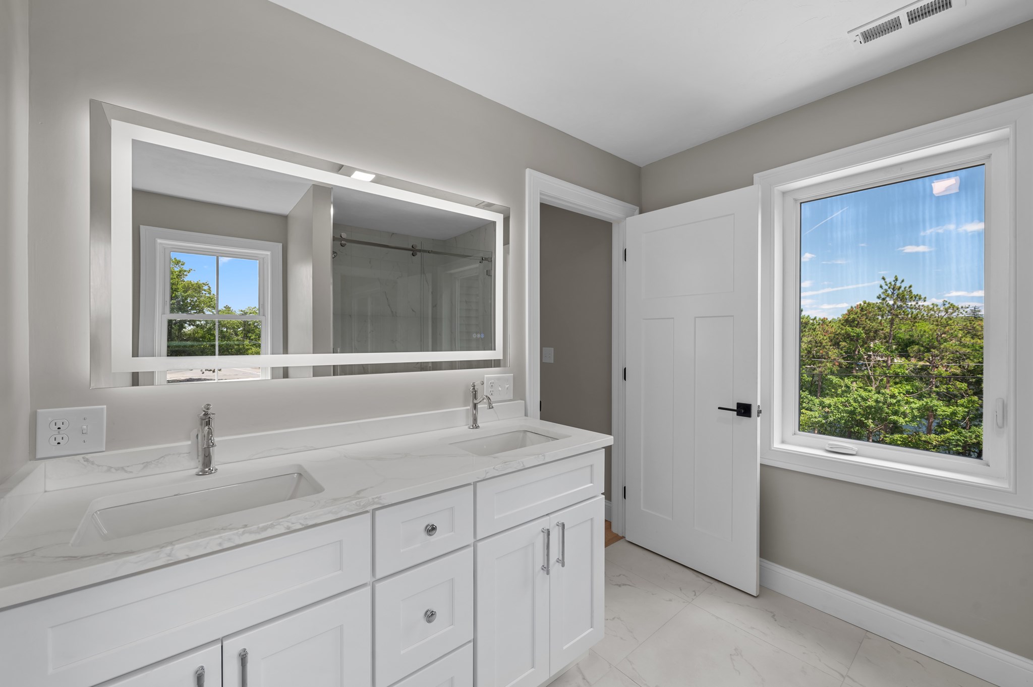 163 N Lake  Ave, Worcester, MA 01605 - Image 33