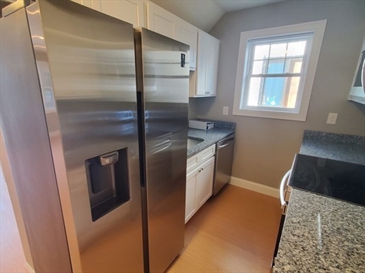 10 Ashton Street, Apt 1