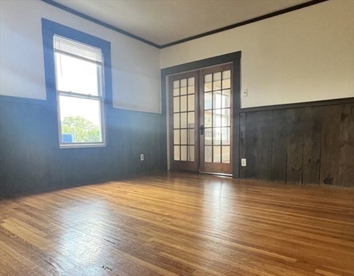 543 Broadway, Apt 2F