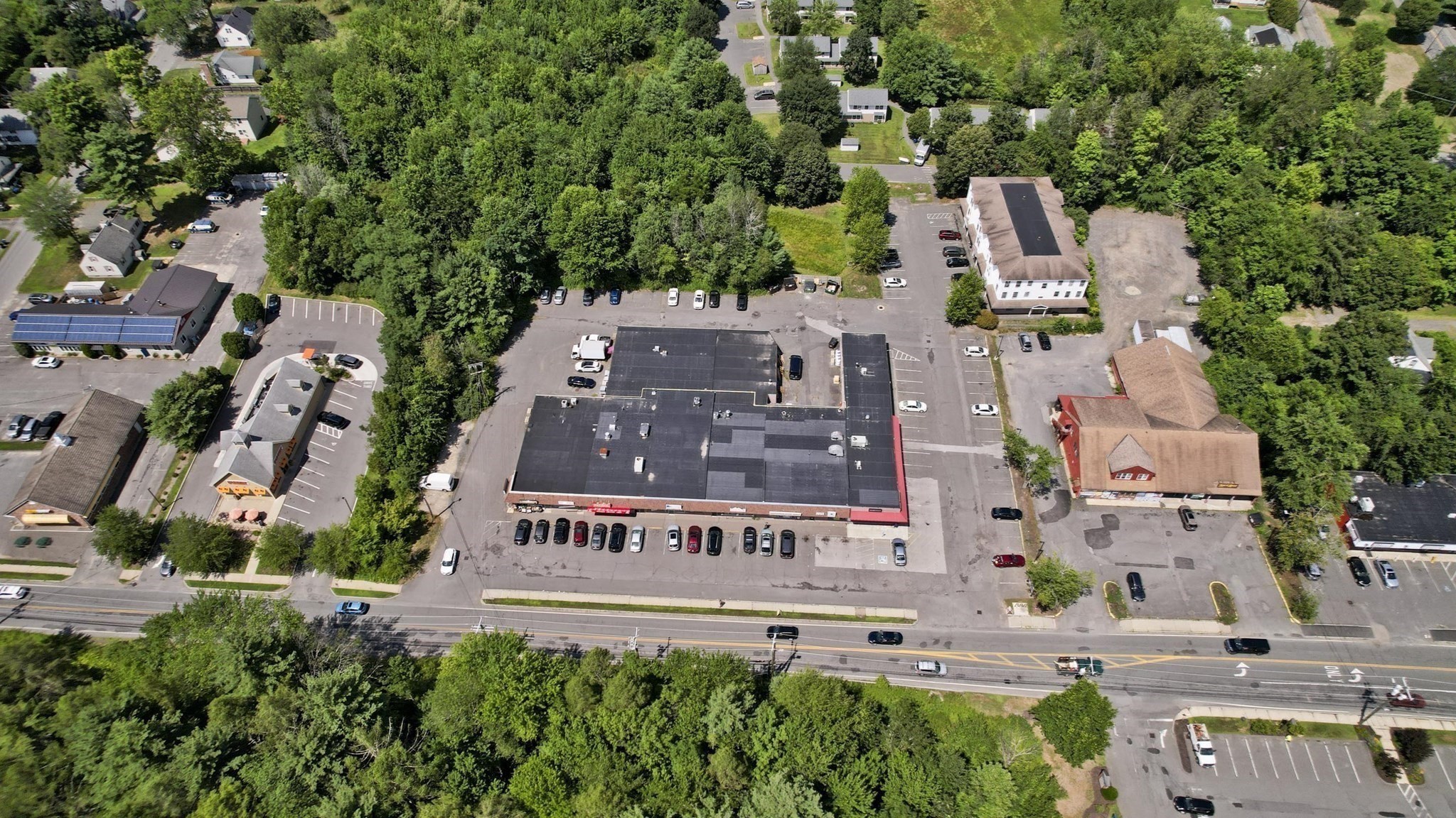 320 College Street, Amherst, MA 01002 - Image 4