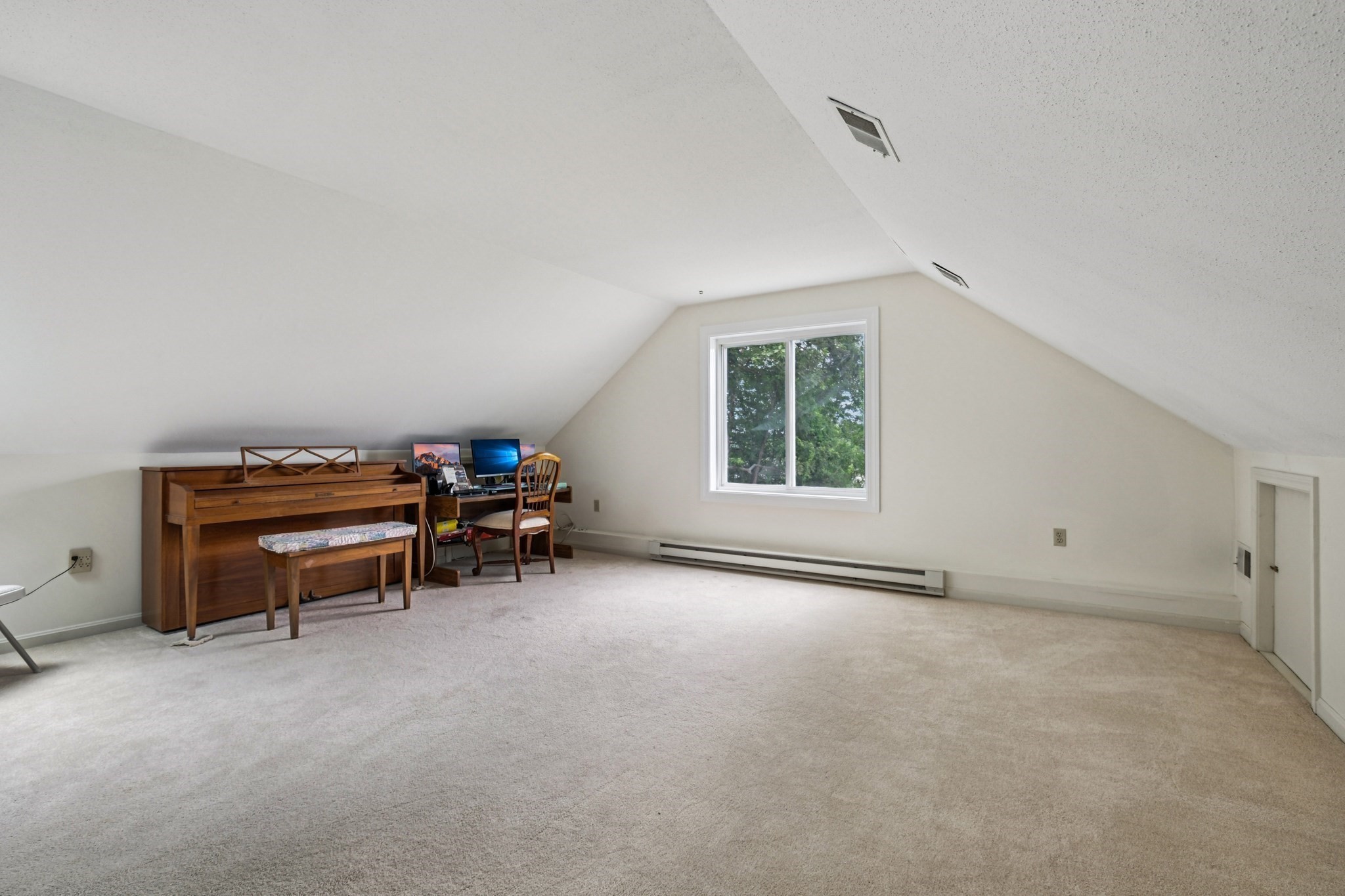 franklin - #73410540