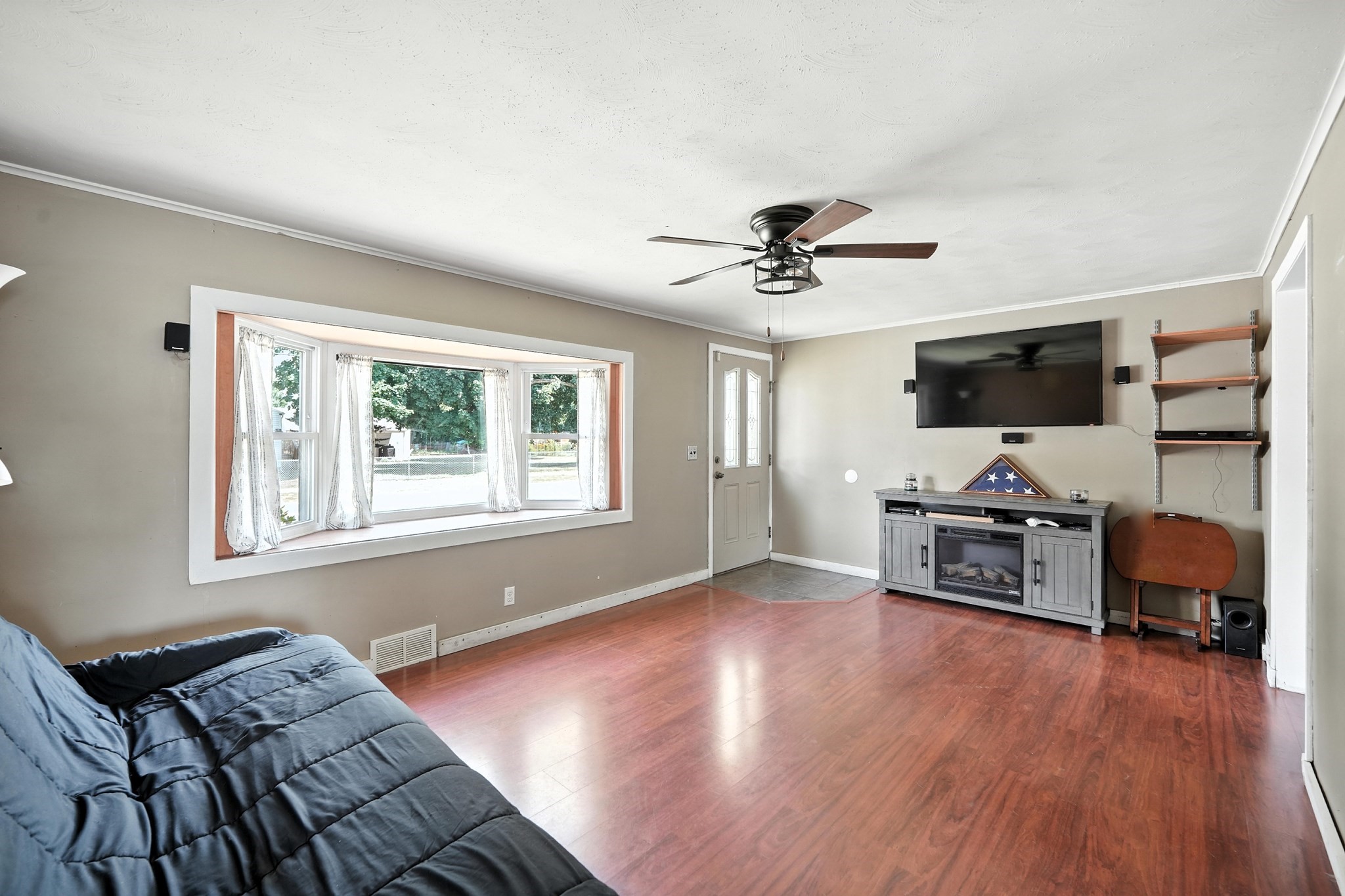chicopee - #73410555