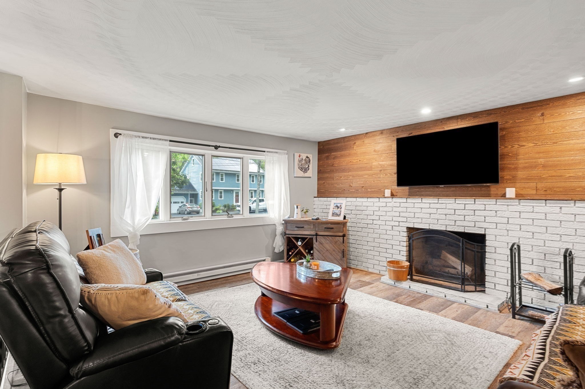 millbury - #73410704