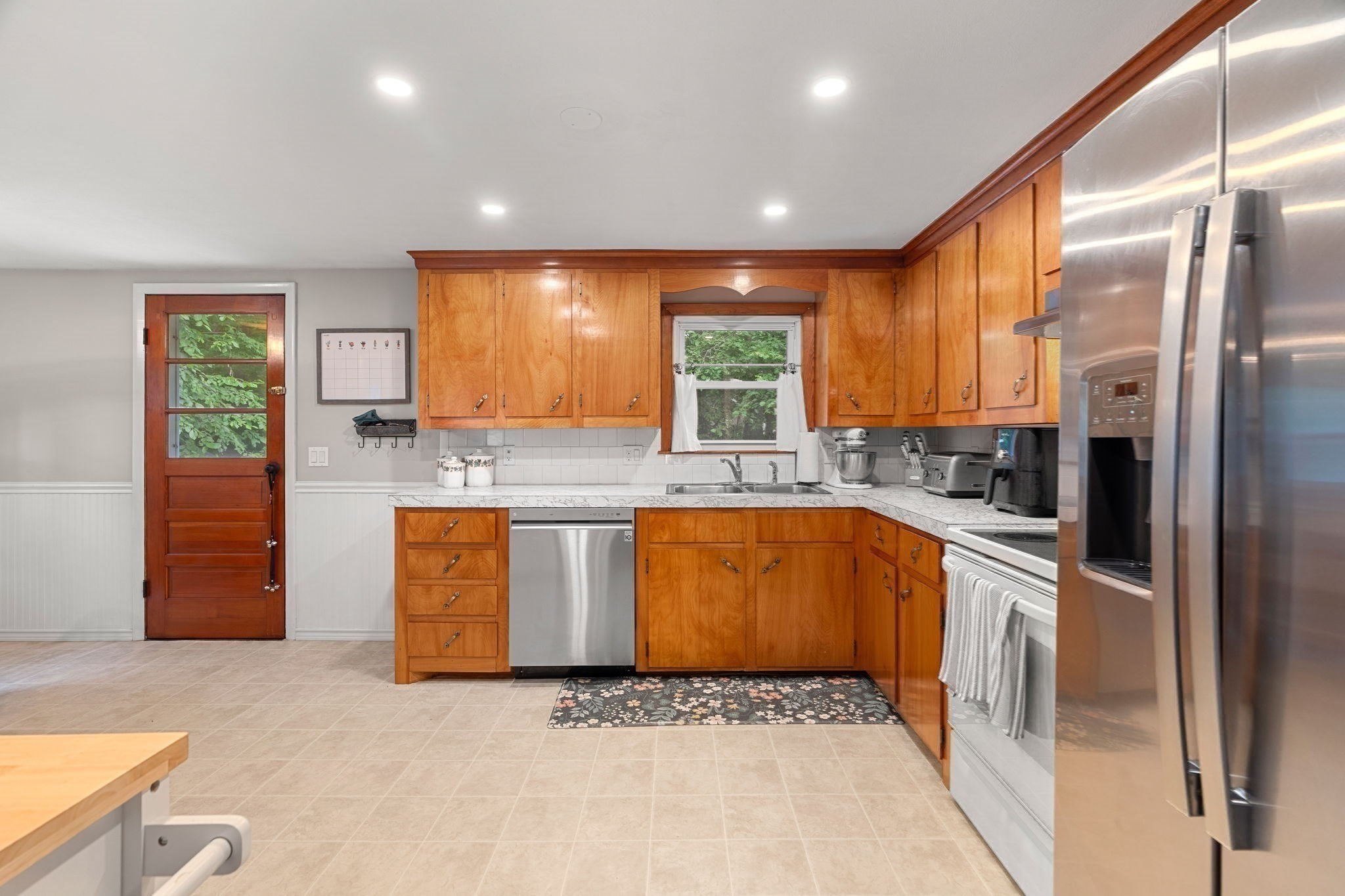 millbury - #73410704