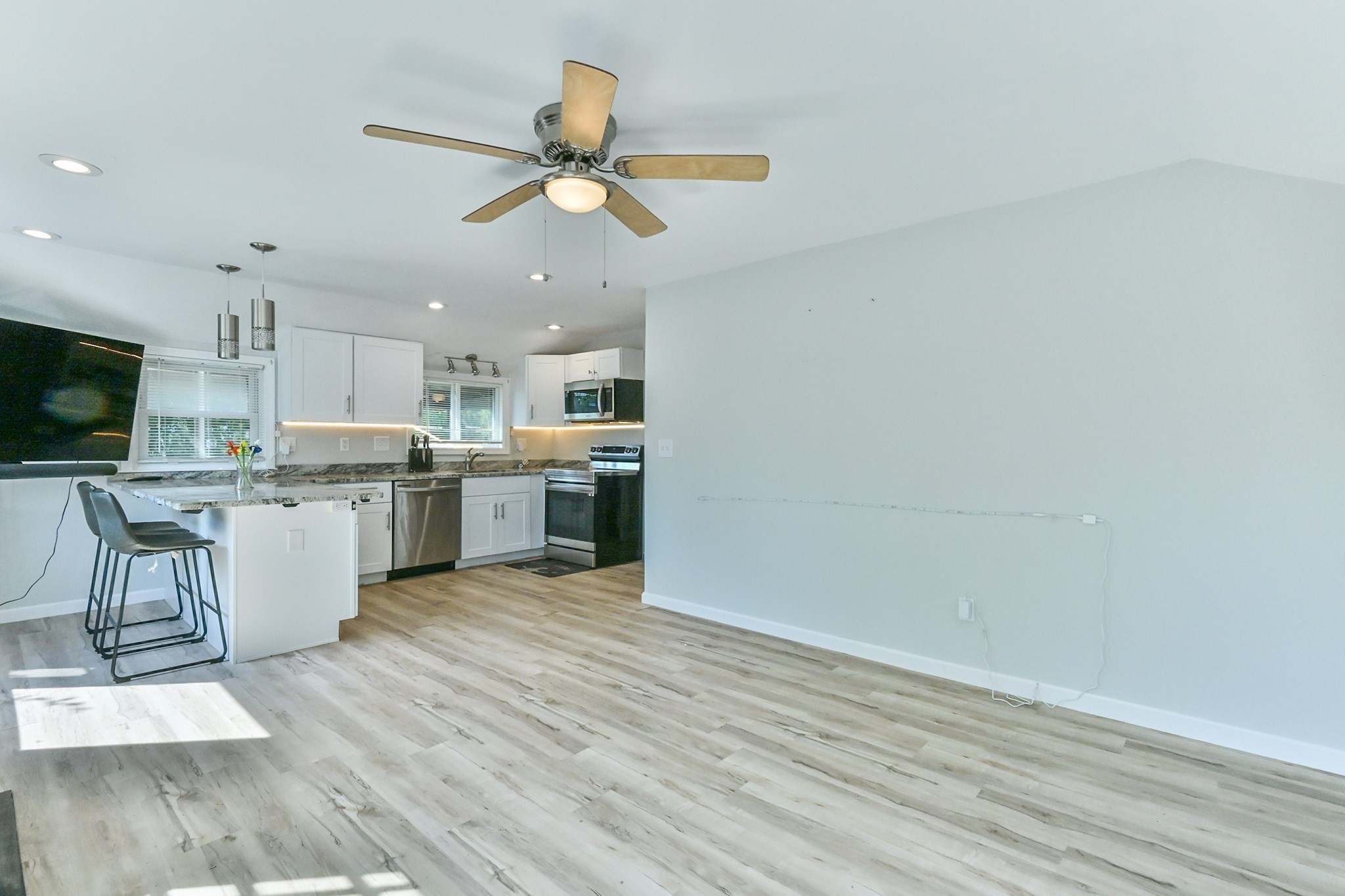 27 Lakeview Rd., Webster, MA 01570 - Image 22