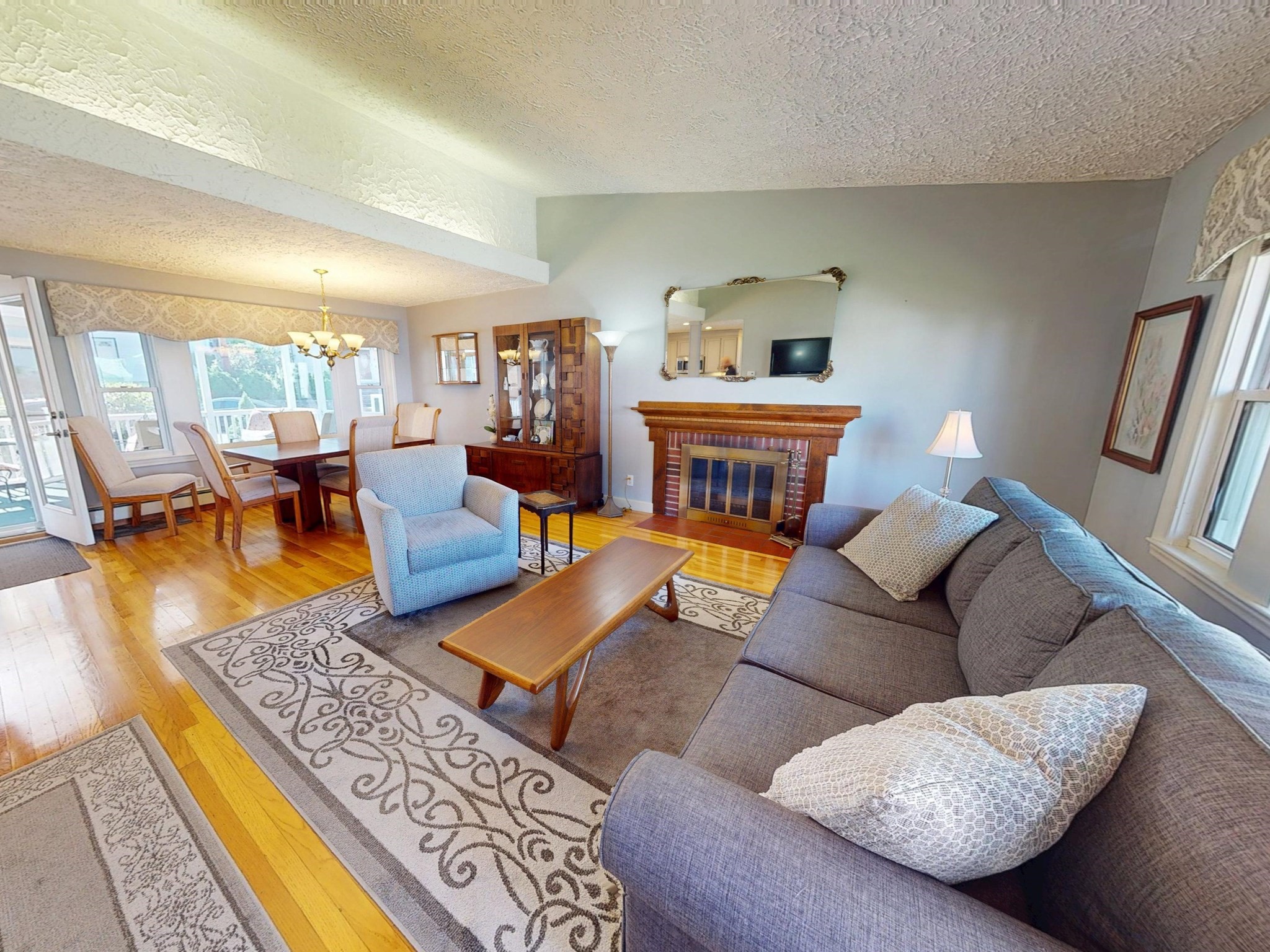 waltham - #73410881