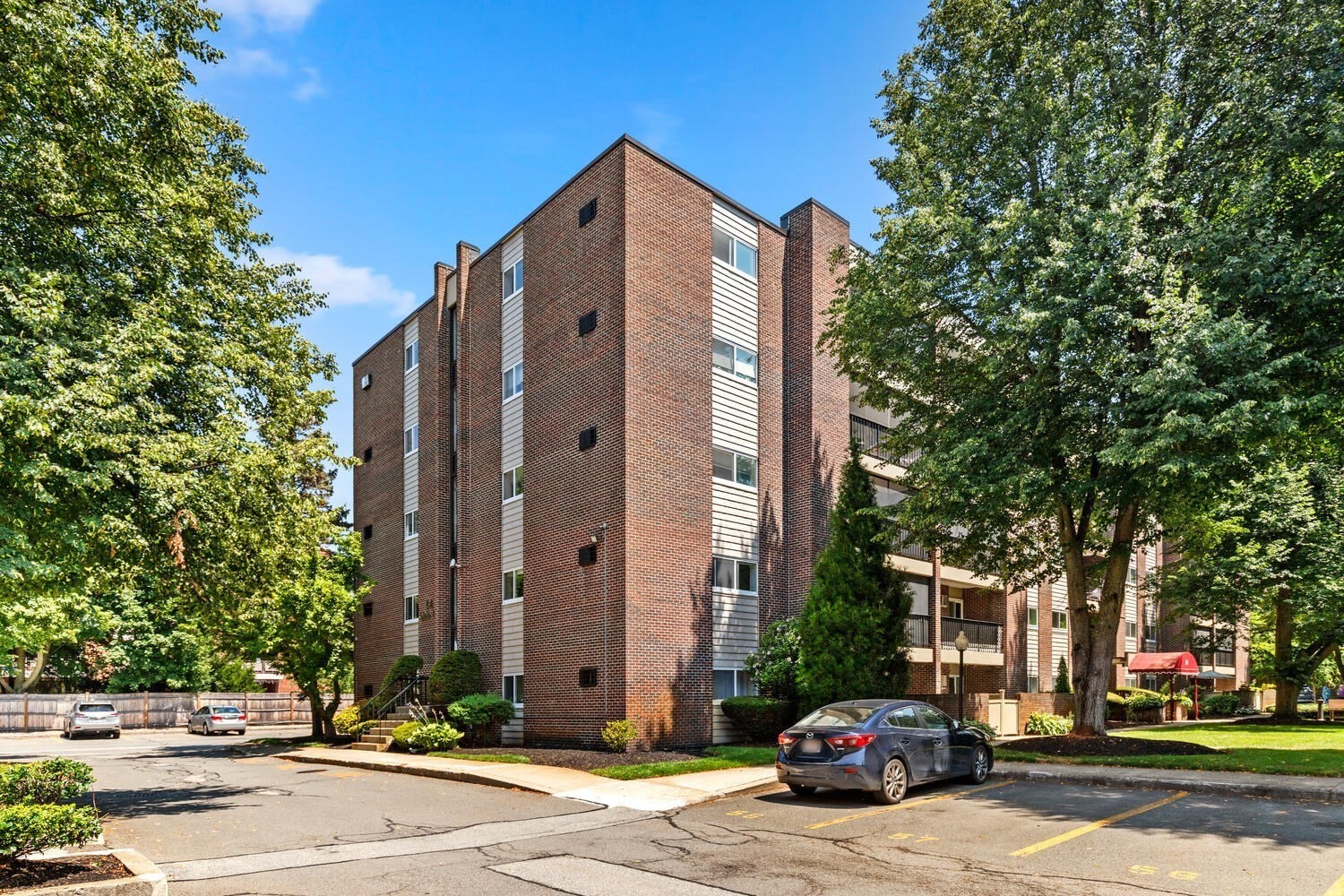 stoneham - #73411011