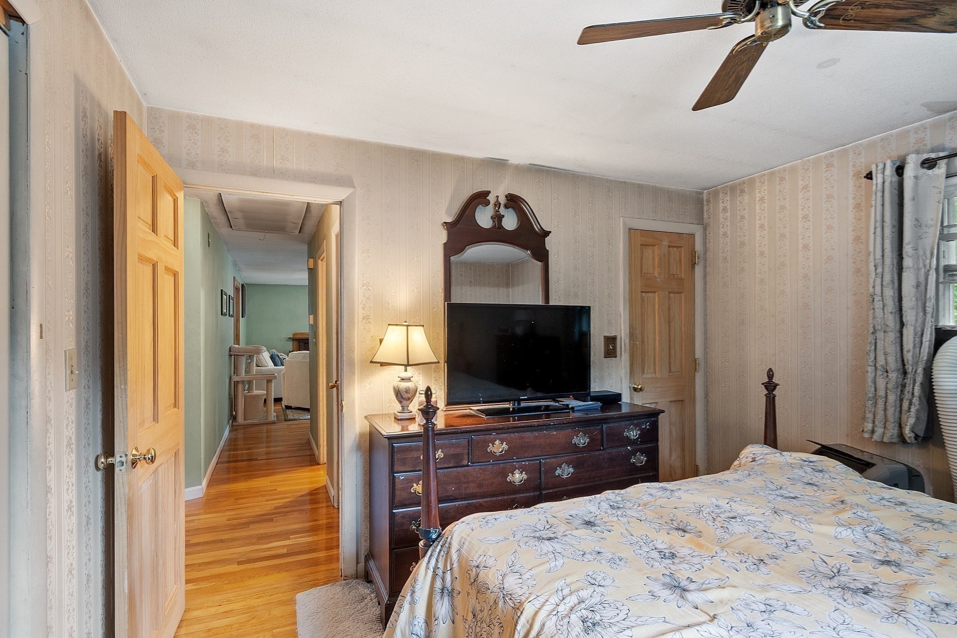 tewksbury - #73411132