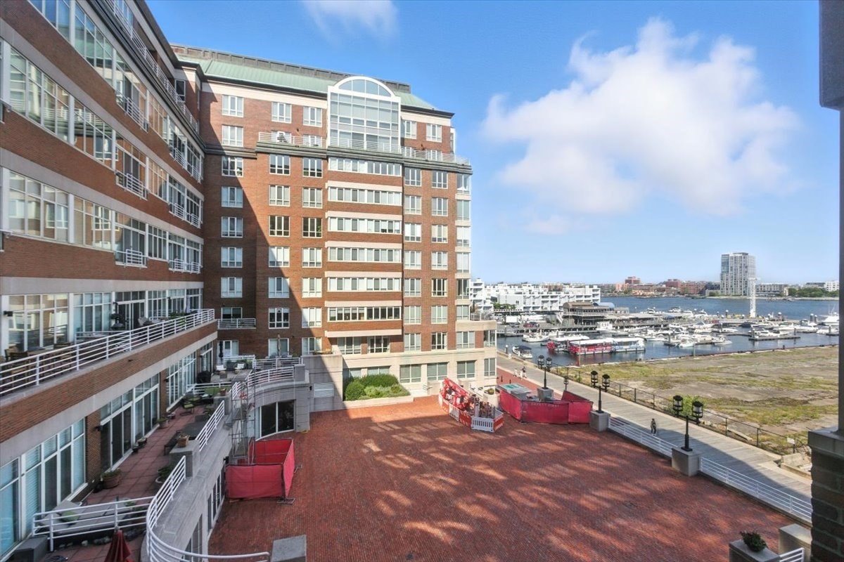 charlestown - #73411133