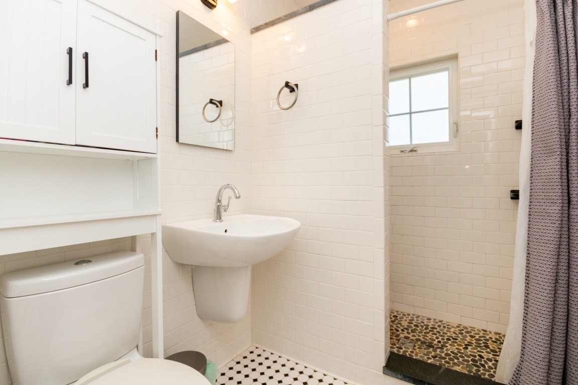 roslindale - #73411152