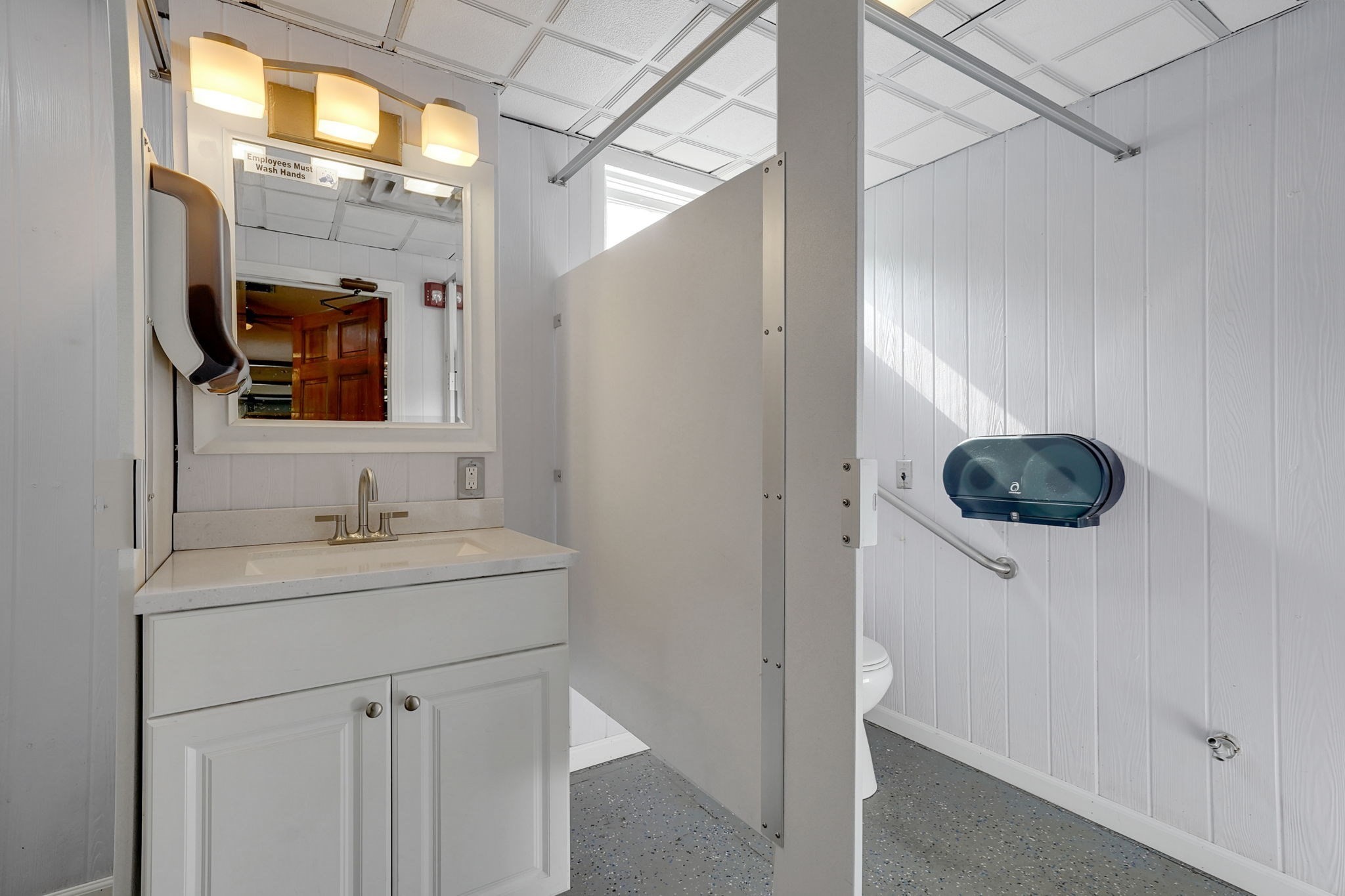 287 N Elm St, Westfield, MA 01085 - Image 26