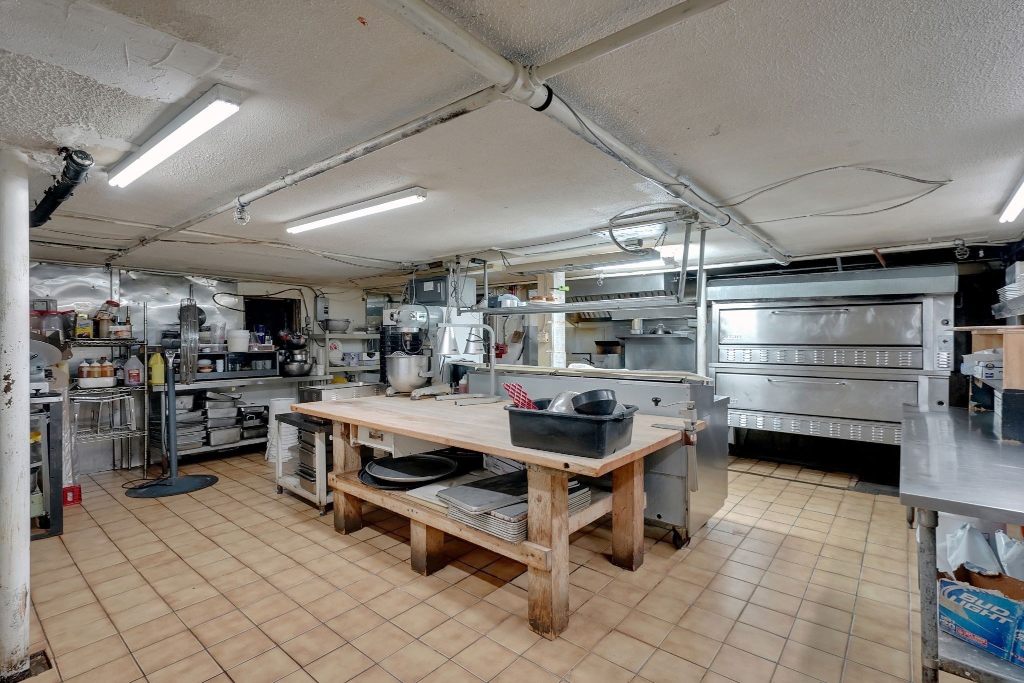 287 N Elm St, Westfield, MA 01085 - Image 32