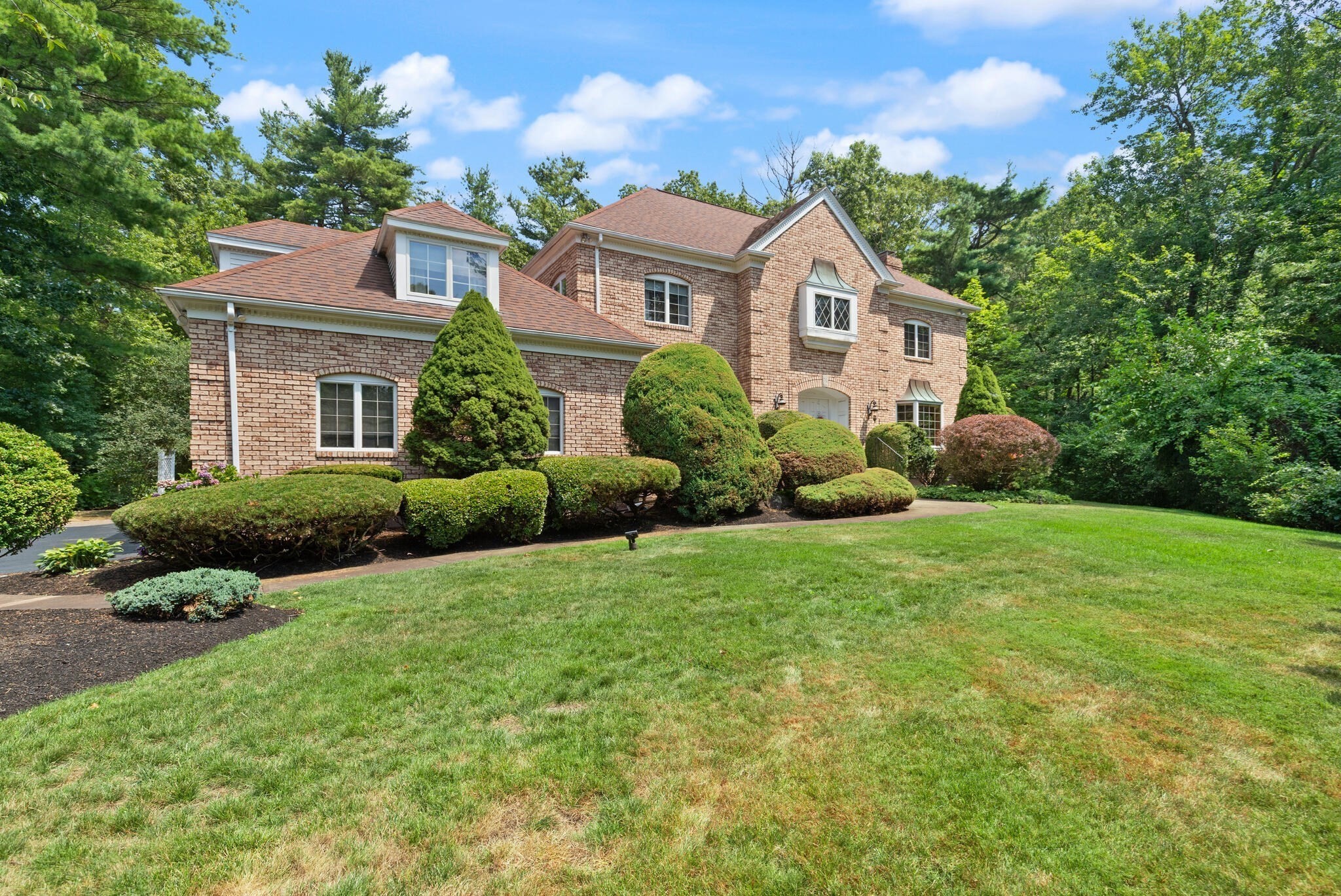 lynnfield - #73411200