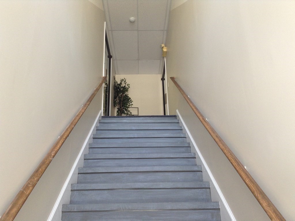 853 N Main St Unit 202, Leominster, MA 01453 - Image 3