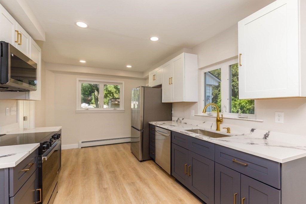 4 Everton Avenue, Worcester, MA 01604 - Image 2