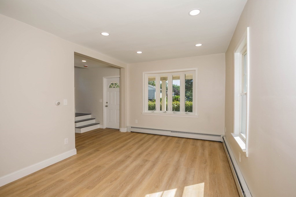 4 Everton Avenue, Worcester, MA 01604 - Image 5