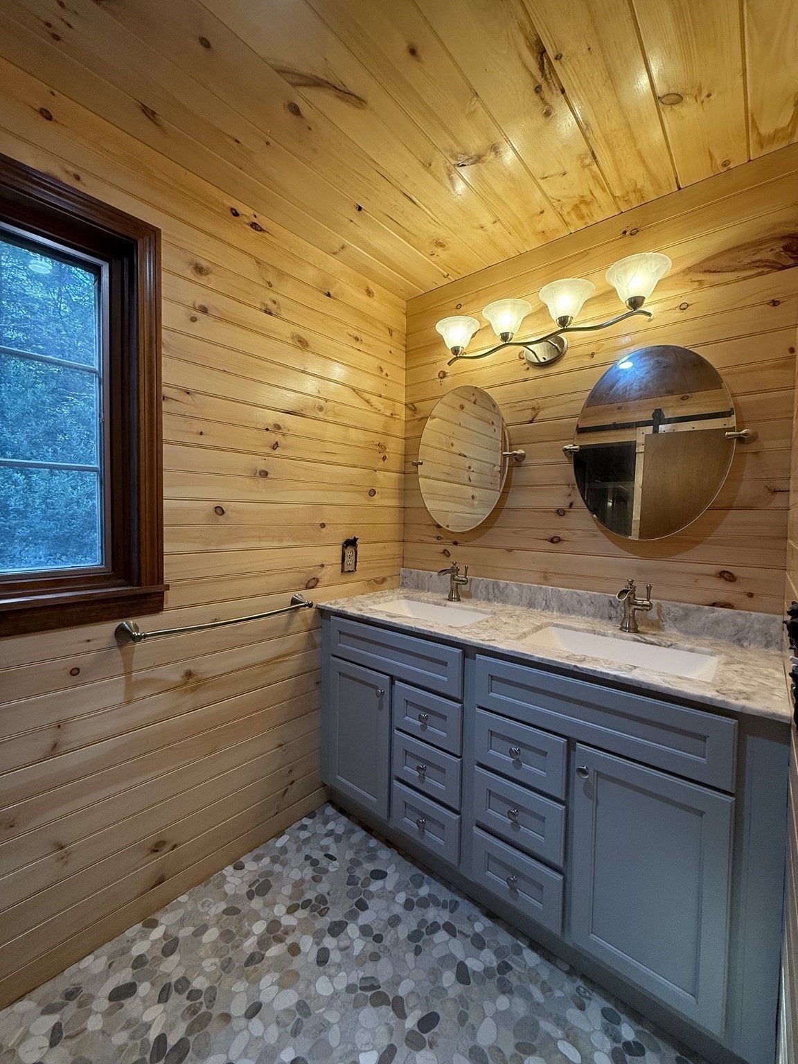 belchertown - #73411401