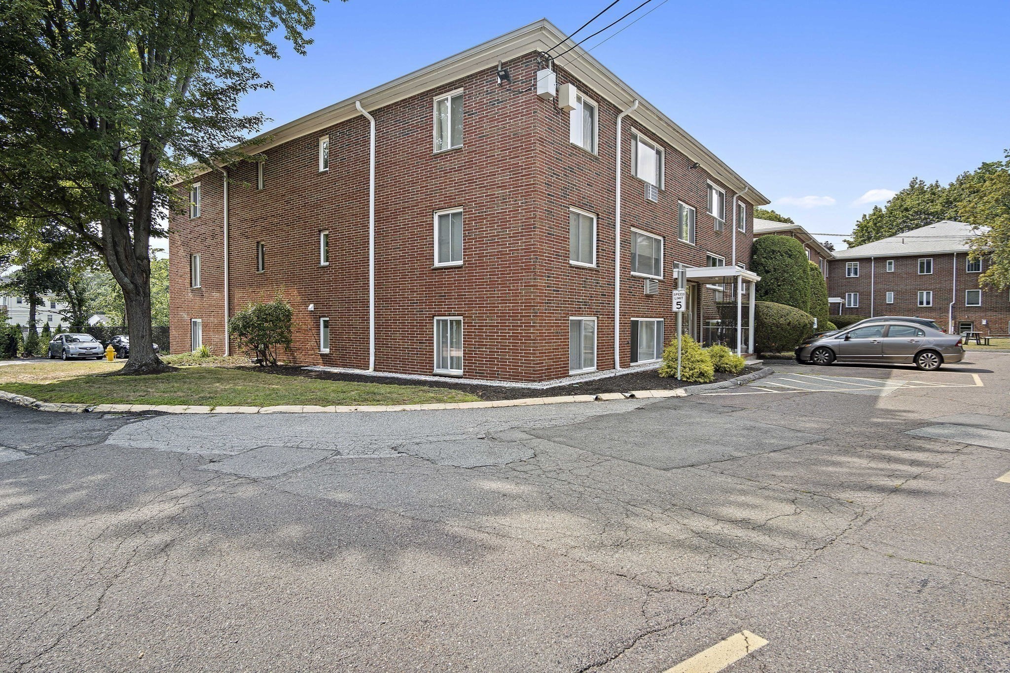 woburn - #73411413