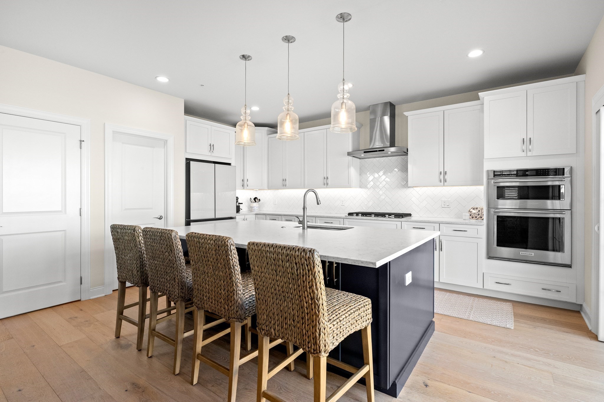 methuen - #73411440