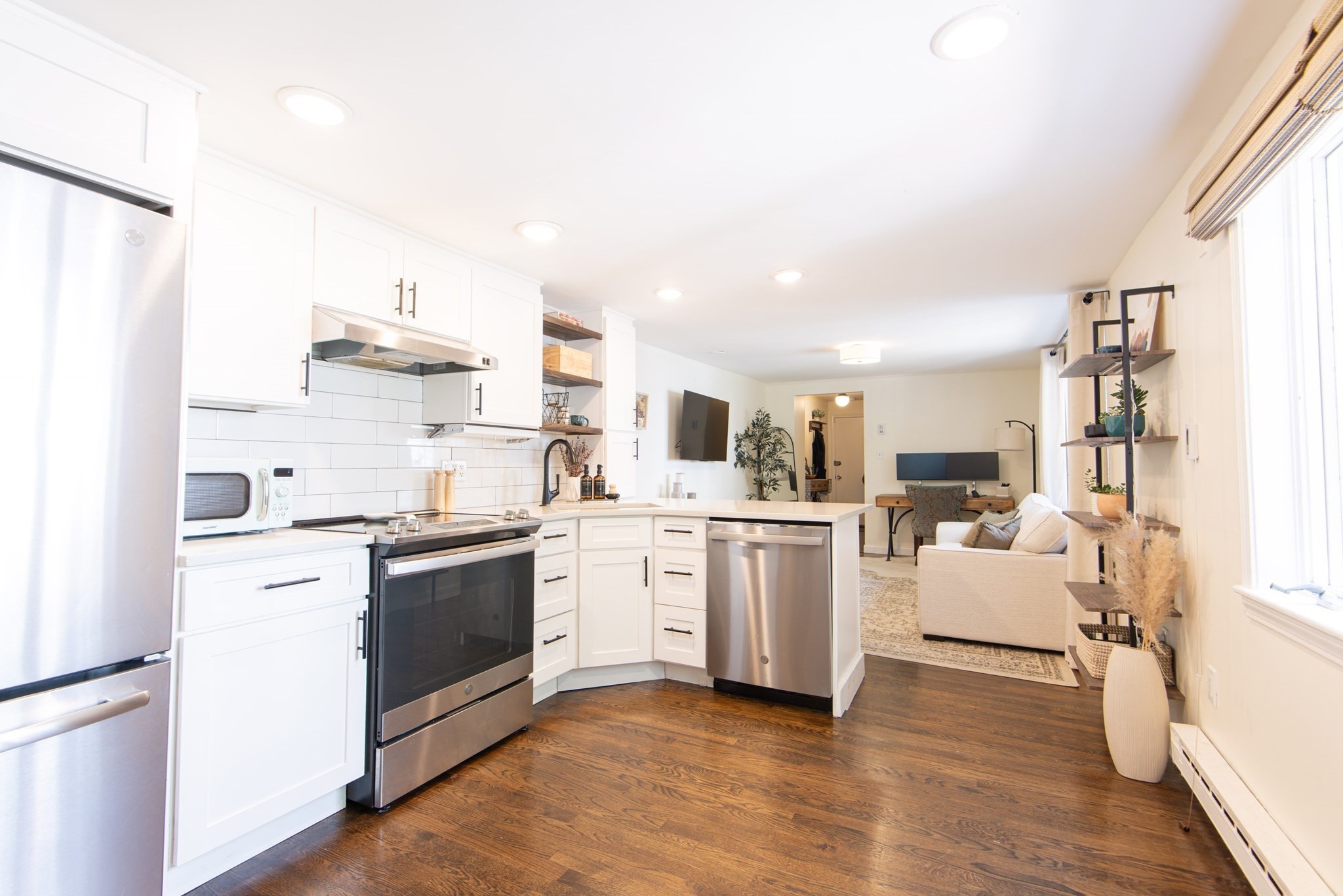 2 Seminary Unit 2, Charlestown, Boston, MA 02129