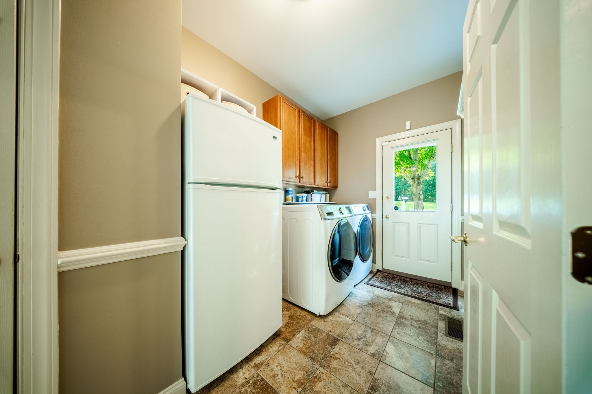 holliston - #73411548