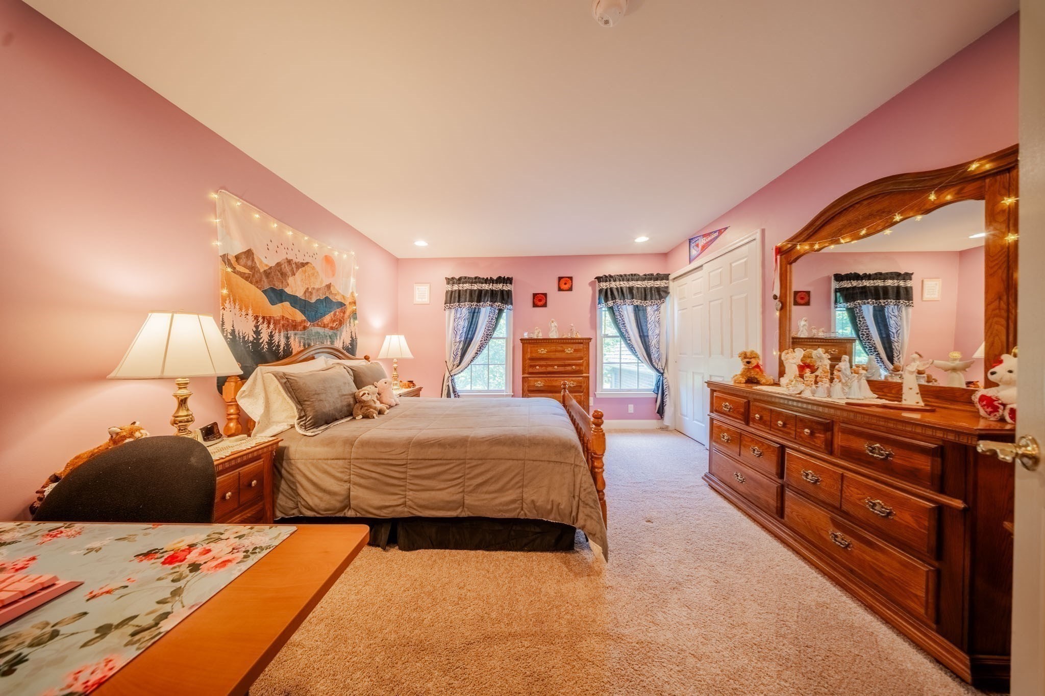 holliston - #73411548
