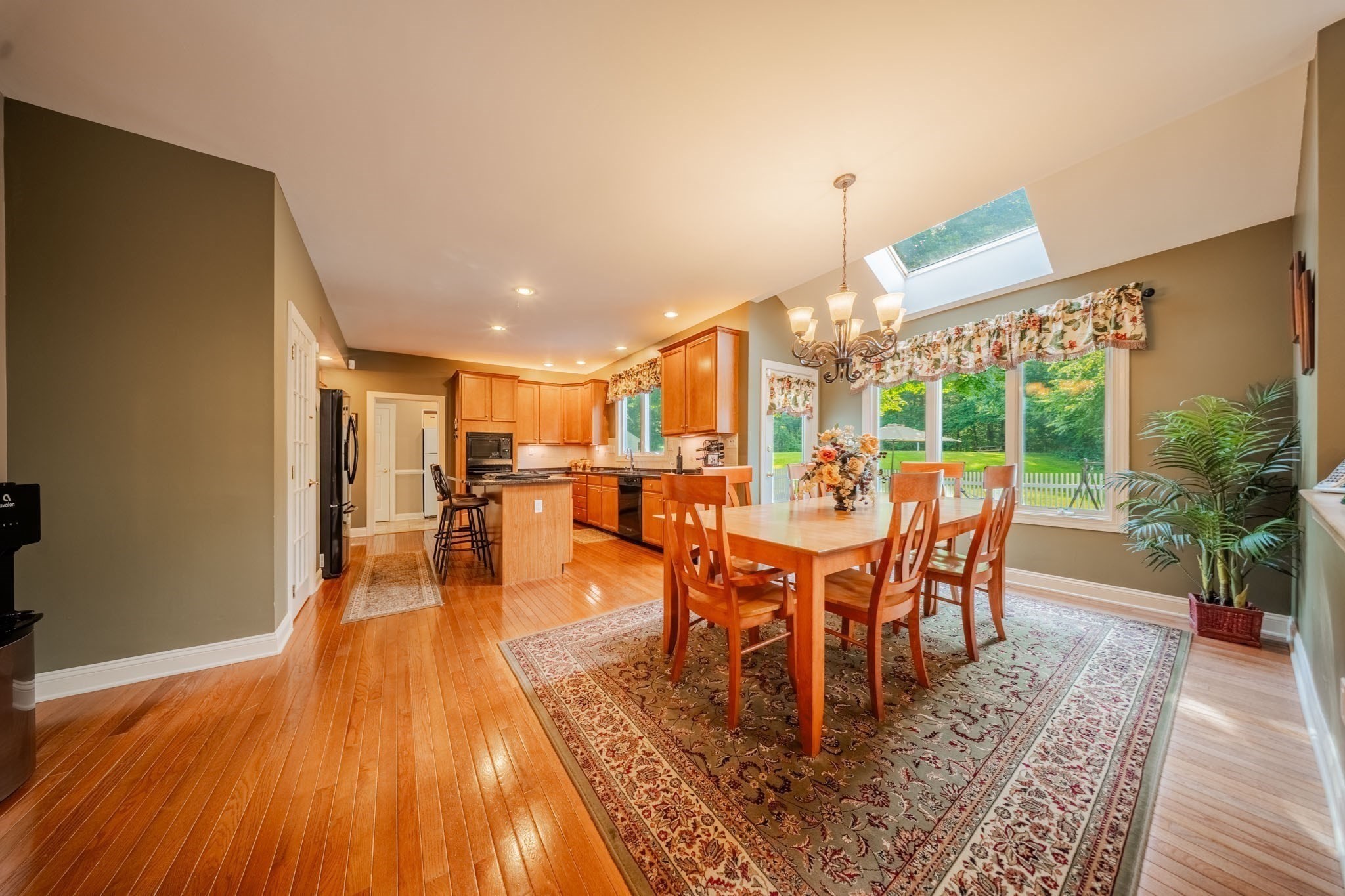 holliston - #73411548