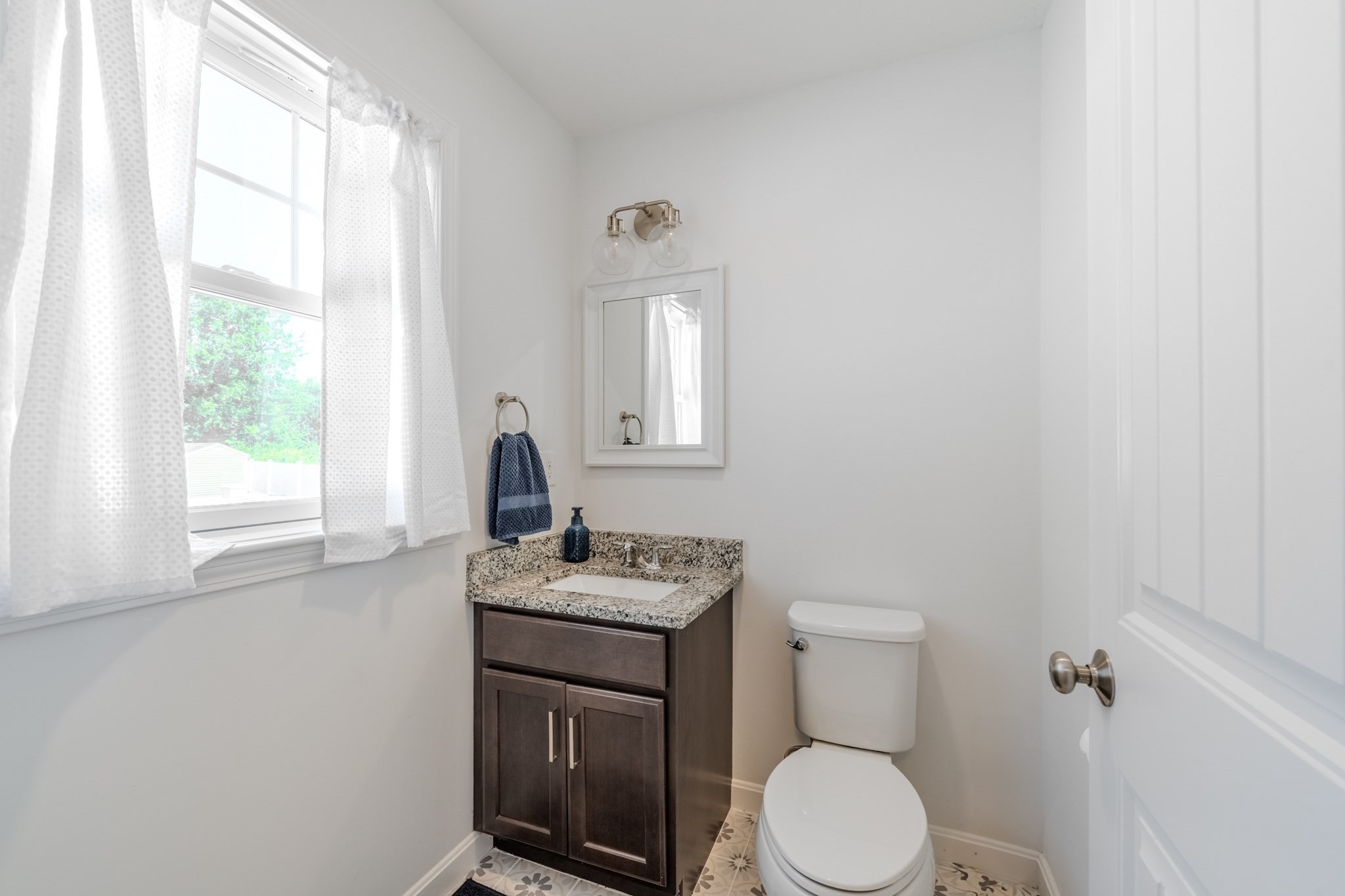 bridgewater - #73411675