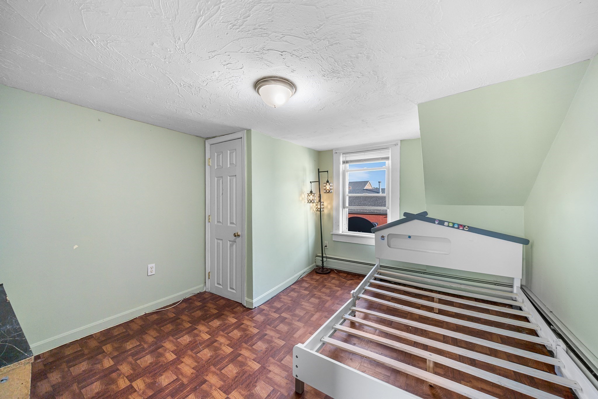 lowell - #73411910