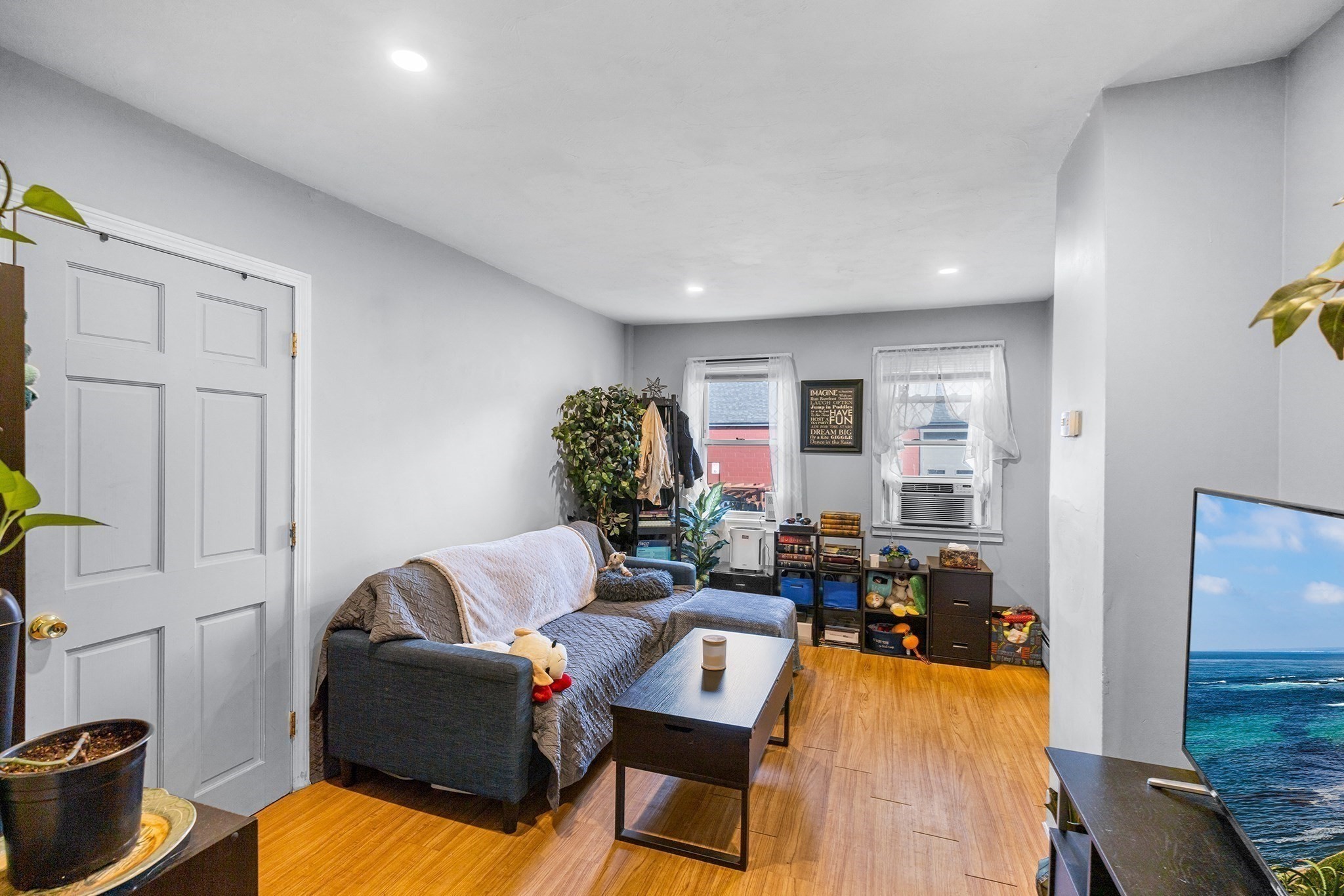 lowell - #73411910
