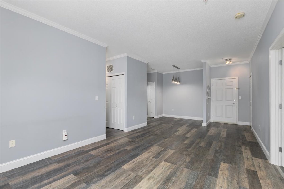 methuen - #73411915