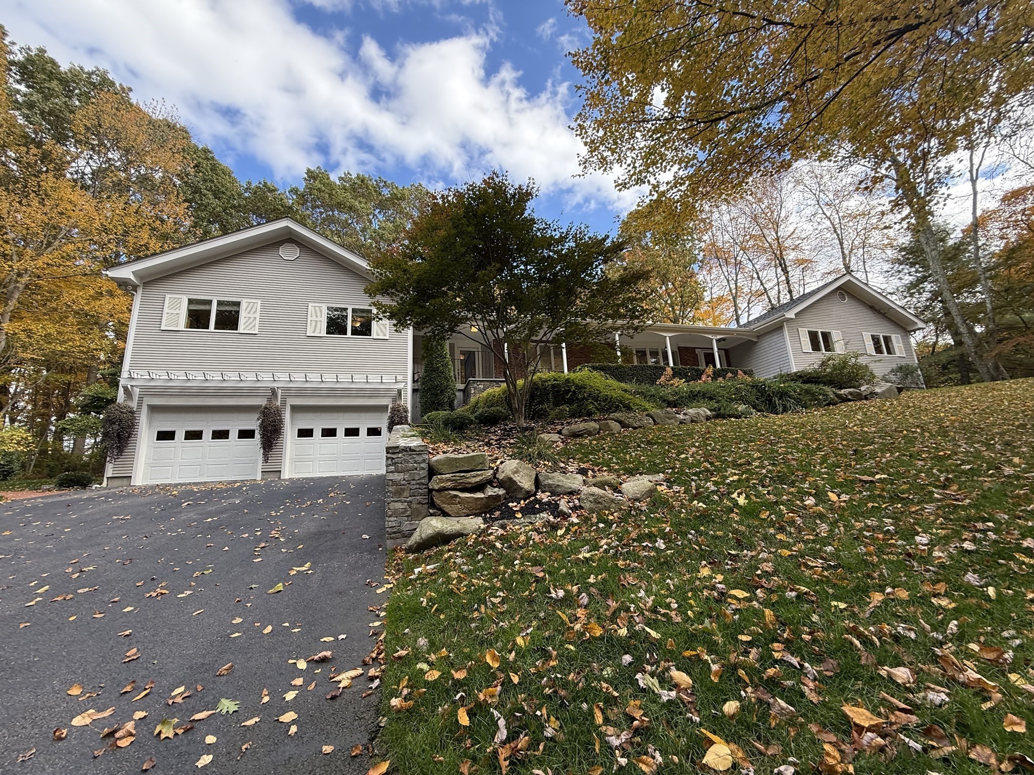 420 Chestnut St, Seekonk, MA 02771