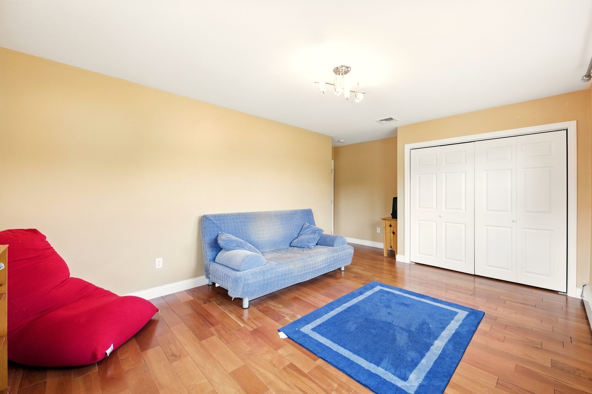 framingham - #73412032