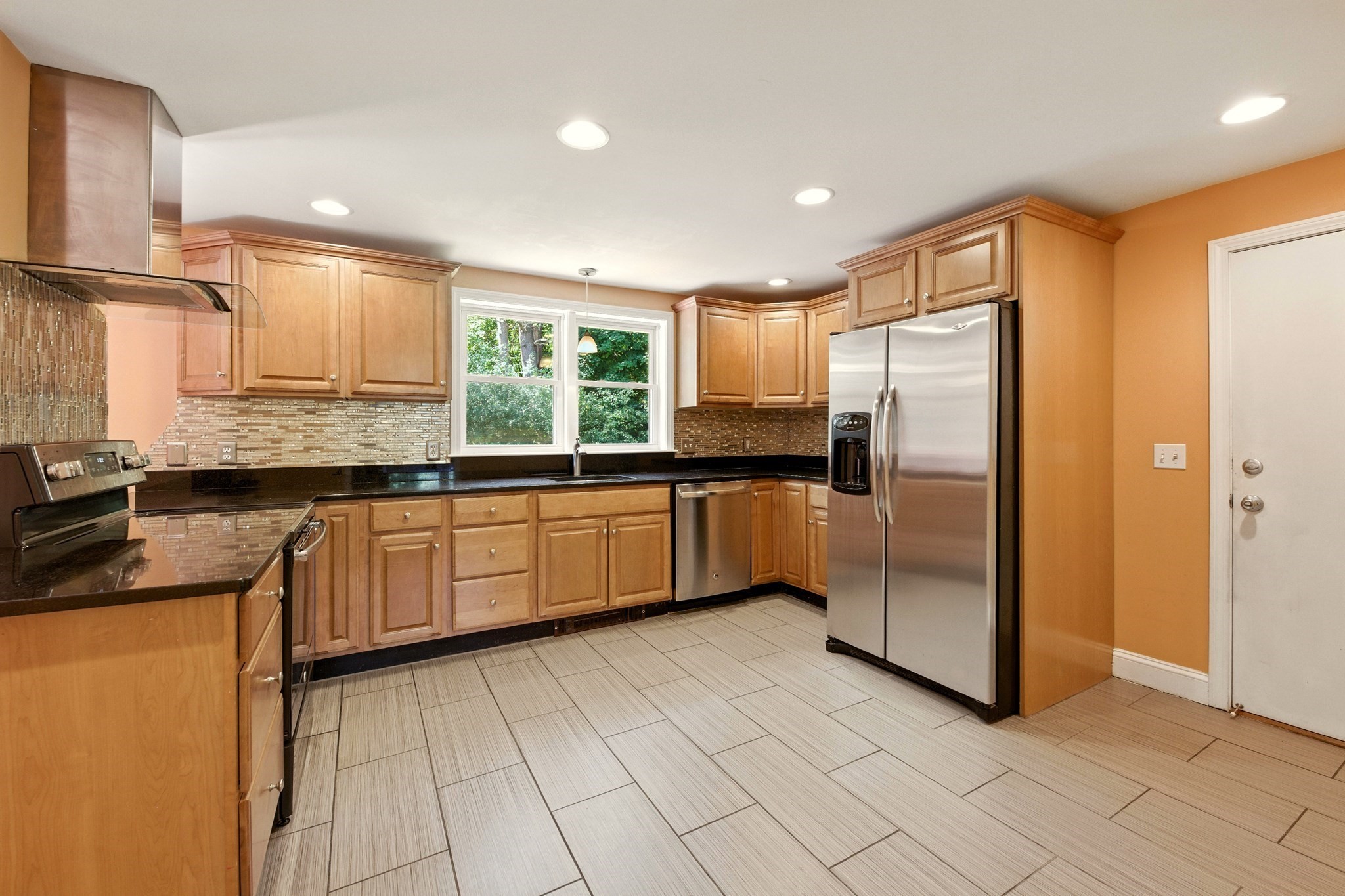 framingham - #73412032