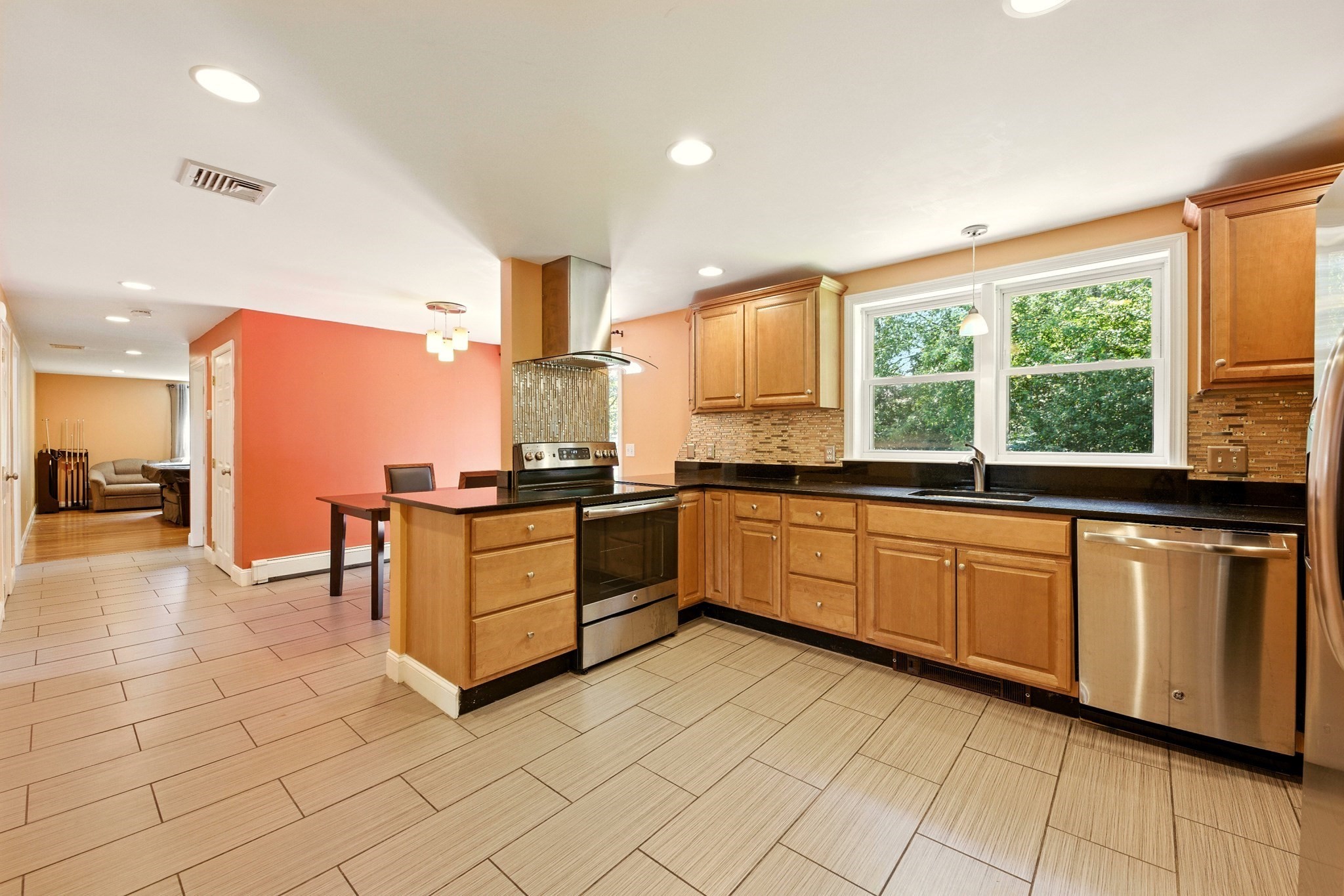 framingham - #73412032