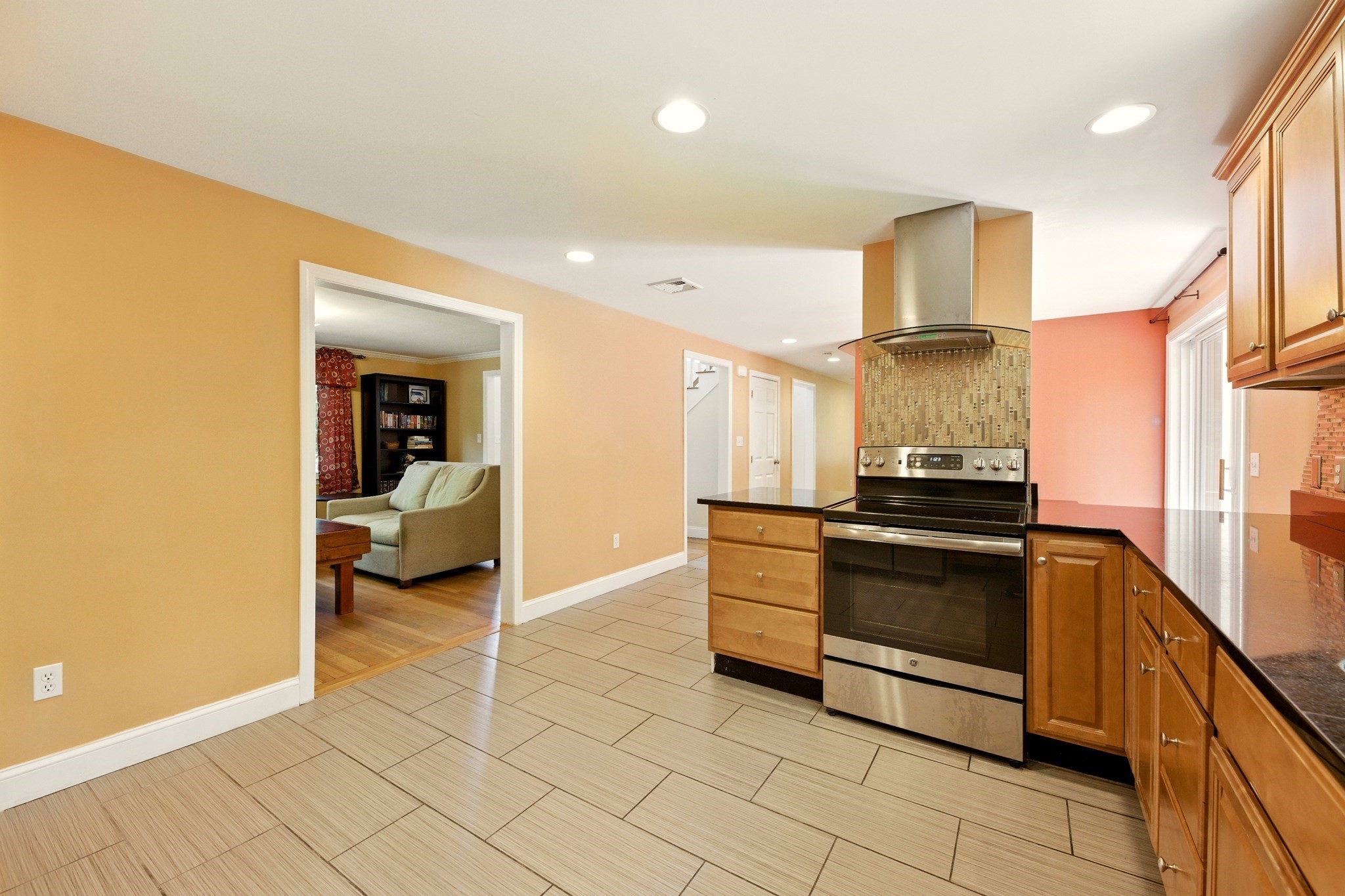 framingham - #73412032