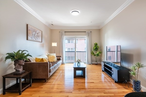 160 School St, Apt 3-1